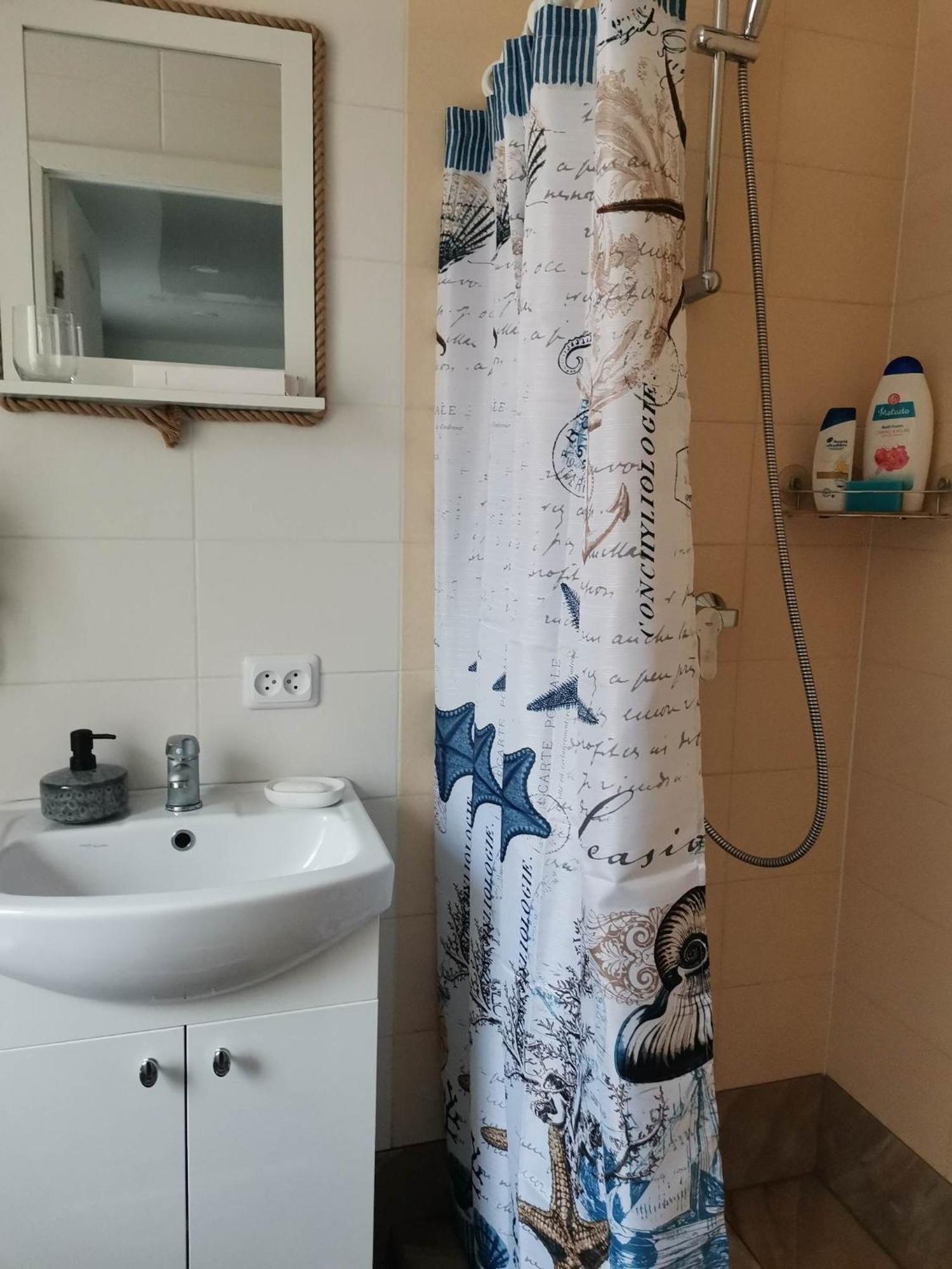 Butas Senamiestyje Vytauto 7-4 Apartman Rokiskis Kültér fotó